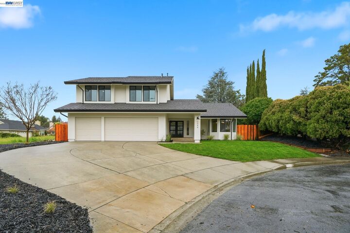 Property Photo: 1044 Geronimo Ct CA 94539