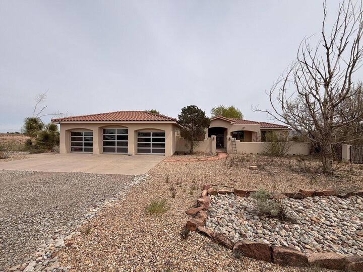 Property Photo: 4512 Huron Drive NE NM 87144
