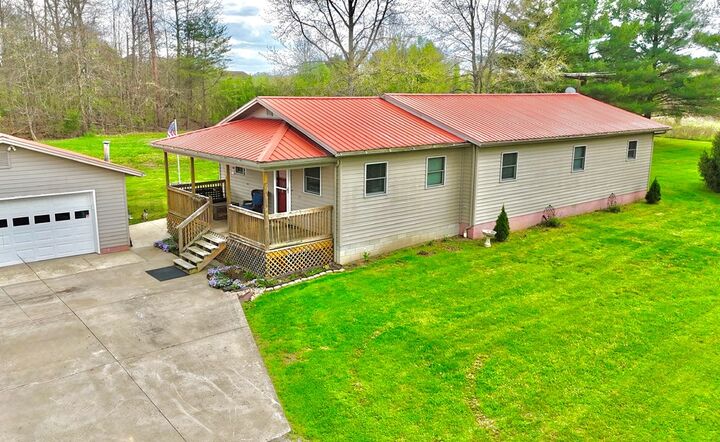 Property Photo:  102 Eckhart  OH 45648 