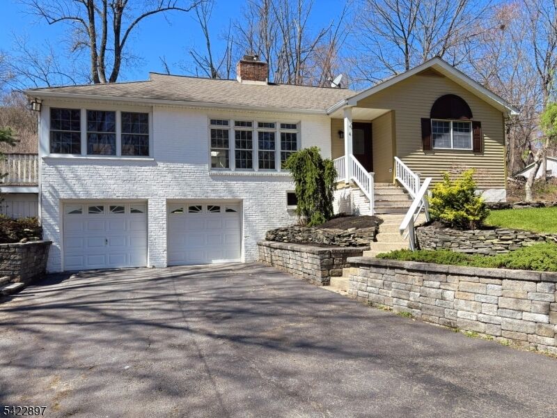 Property Photo:  4 Baker Rd  NJ 07461 