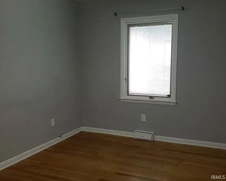 Property Photo:  117 N Hillsdale Drive  IN 47408 