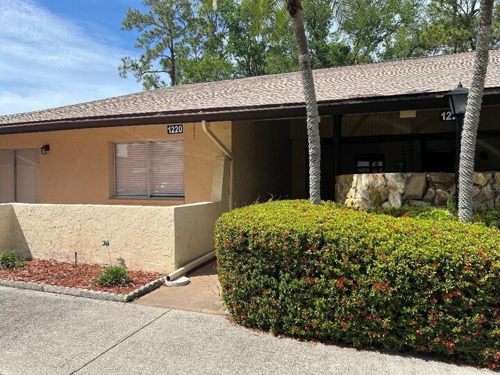 Property Photo:  1220 13th Circle SE  FL 33771 