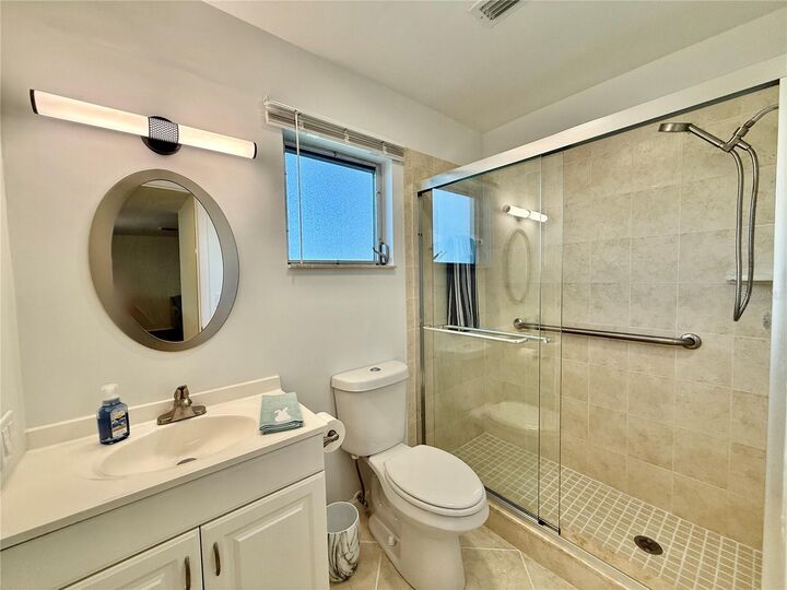 Property Photo:  2221 Orange Blossom Lane  FL 34207 