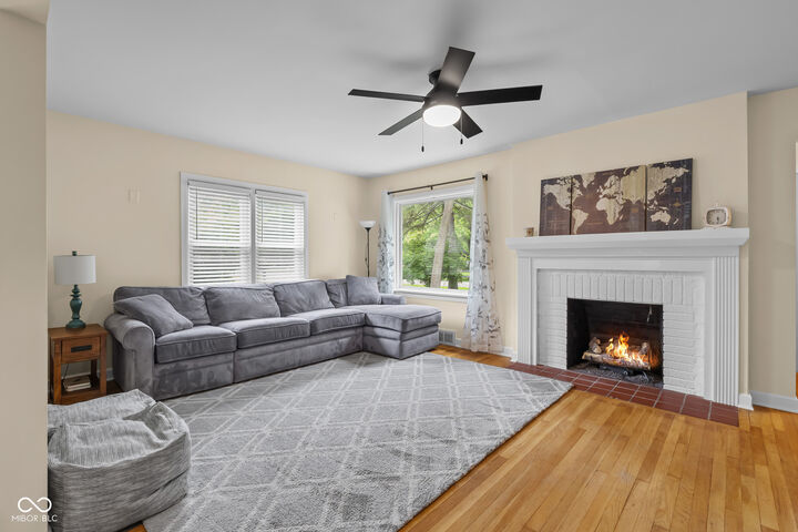 Property Photo: 2645 Washington Street IN 47201