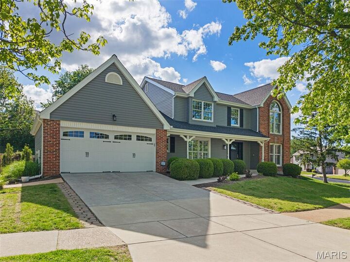 Property Photo:  2902 Piney Pointe Drive  MO 63129 