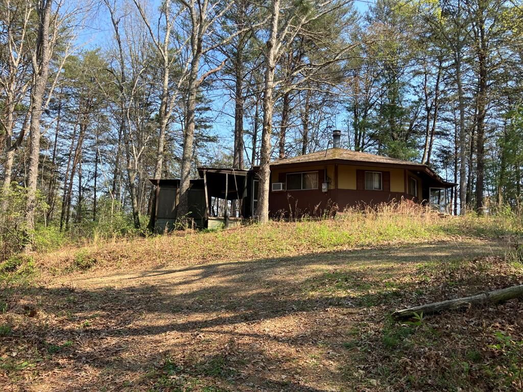 Property Photo:  325 Ponderosa  NC 28906 