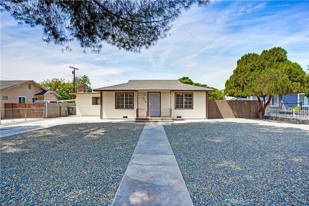 Property Photo:  638 S Estudillo  CA 92583 