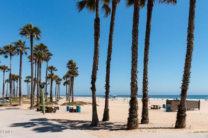 Property Photo:  225 S Ventura Road 101  CA 93041 