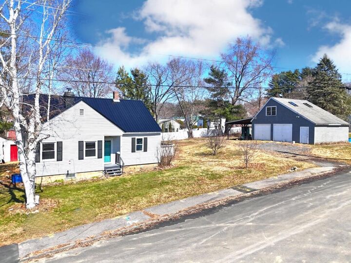 Property Photo:  45 Elm Avenue  ME 04330 