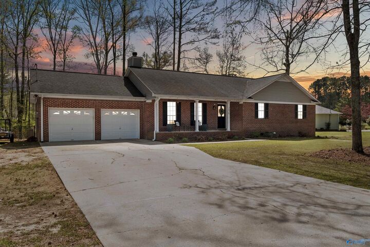 Property Photo:  2075 Jane Lane  AL 35907 