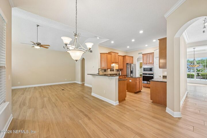Property Photo: 725 Piney Place FL 32259