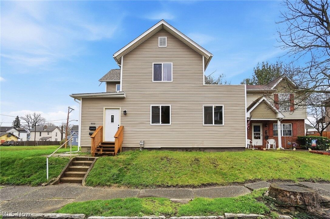 Property Photo: 900 S Seneca Avenue OH 44601
