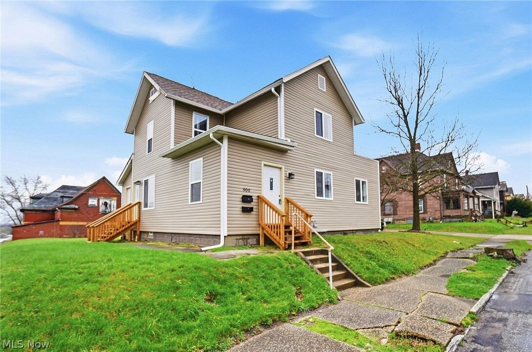 Property Photo:  900 S Seneca Avenue  OH 44601 