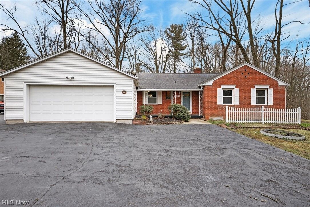 Property Photo: 856 E Highland Avenue OH 44691