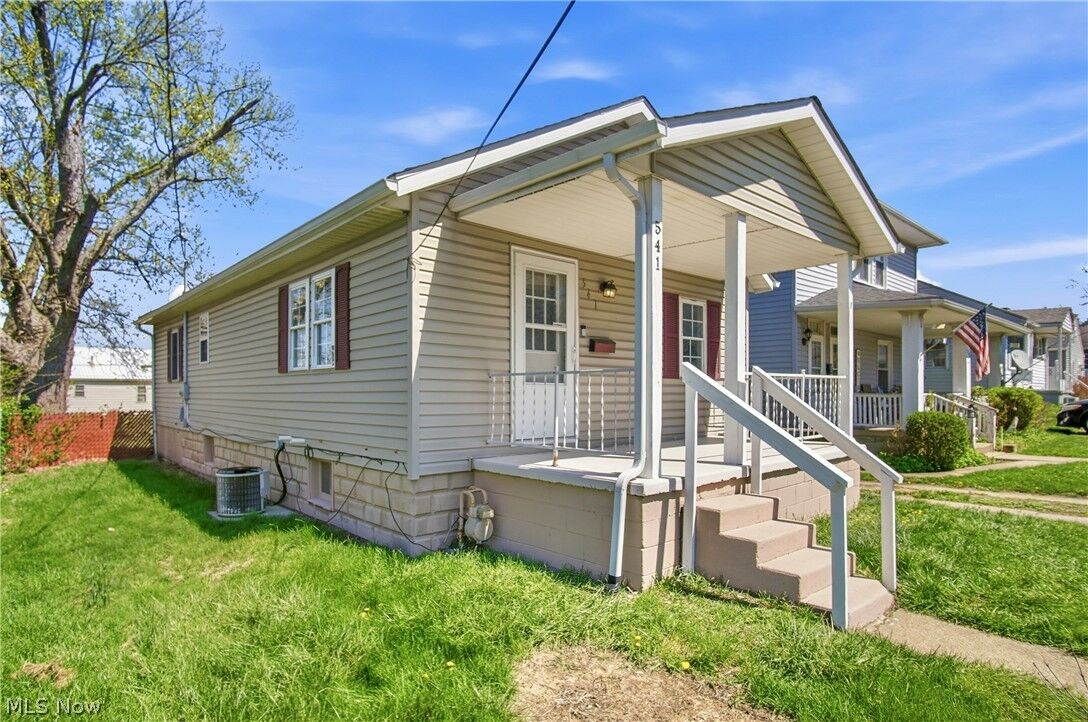 Property Photo:  541 Winton Avenue  OH 43701 