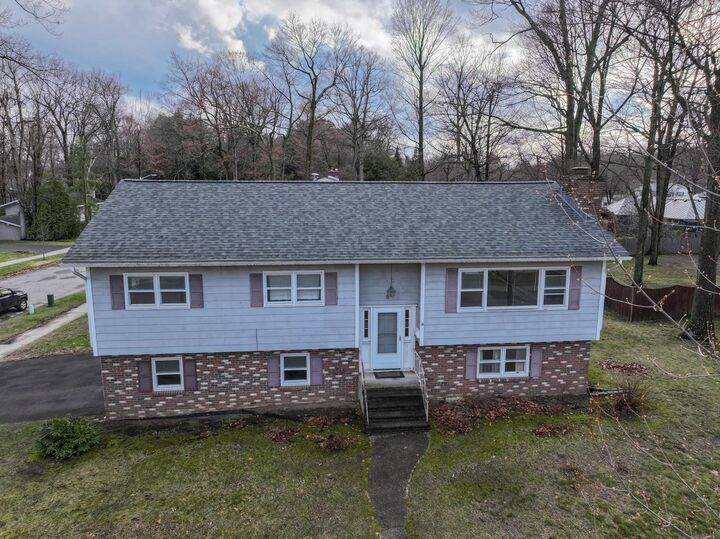 Property Photo: 5 Birchwood Lane VT 05408
