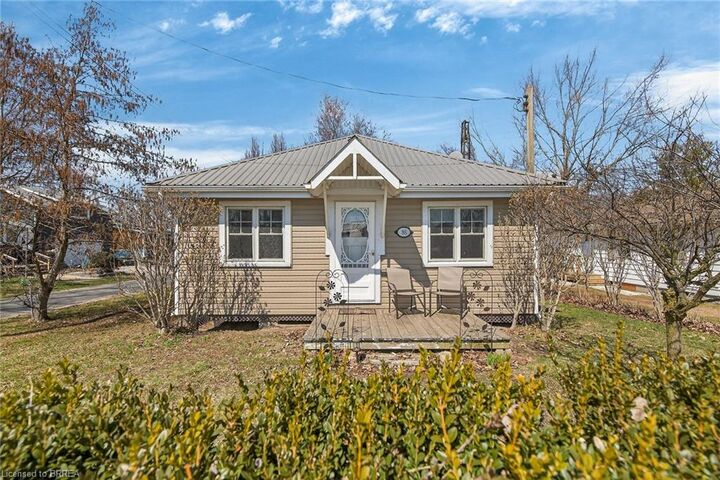 88 Erie Boulevard — photo 1