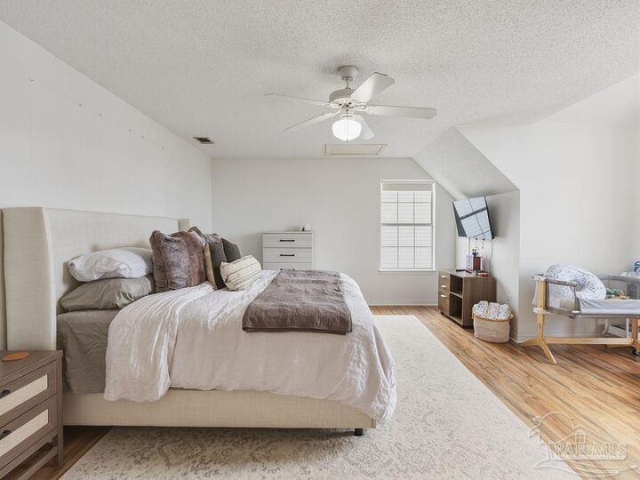 Property Photo:  446 Sandy Ridge Cir  FL 32569 