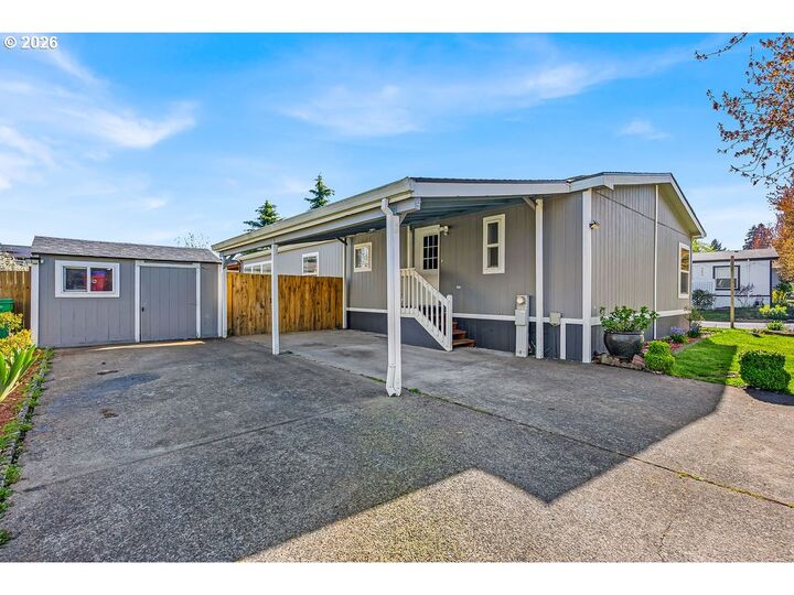 Property Photo:  13443 SE Pardee Dr 3  OR 97236 