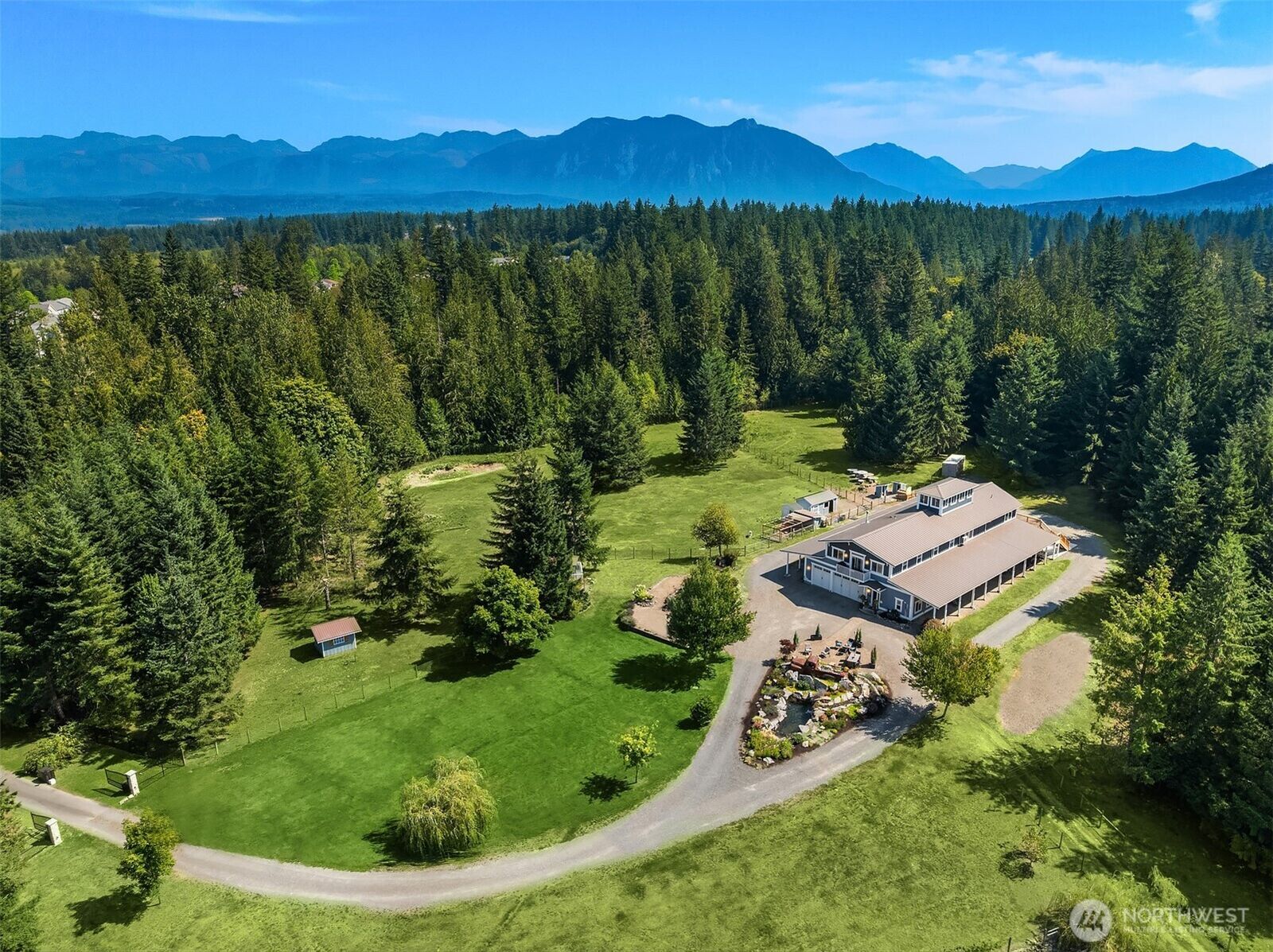 Property Photo: 6937 Lake Alice Road SE WA 98024