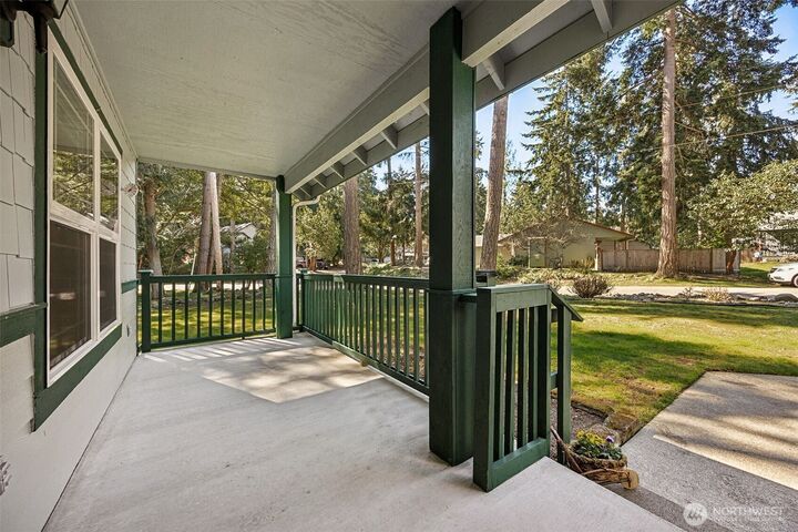 Property Photo:  18210  Park Lane SE  WA 98597 