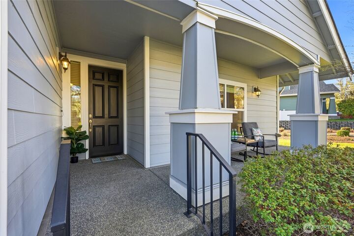 Property Photo:  14284  High Meadows Road SE  WA 98272 