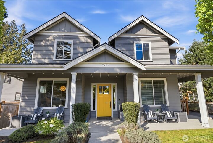 Property Photo: 260 NE Alder Street WA 98027