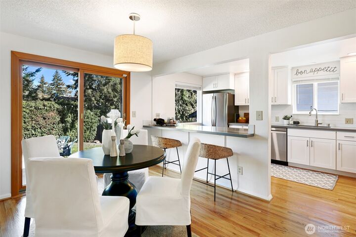 Property Photo:  10618  35th Avenue SW  WA 98146 