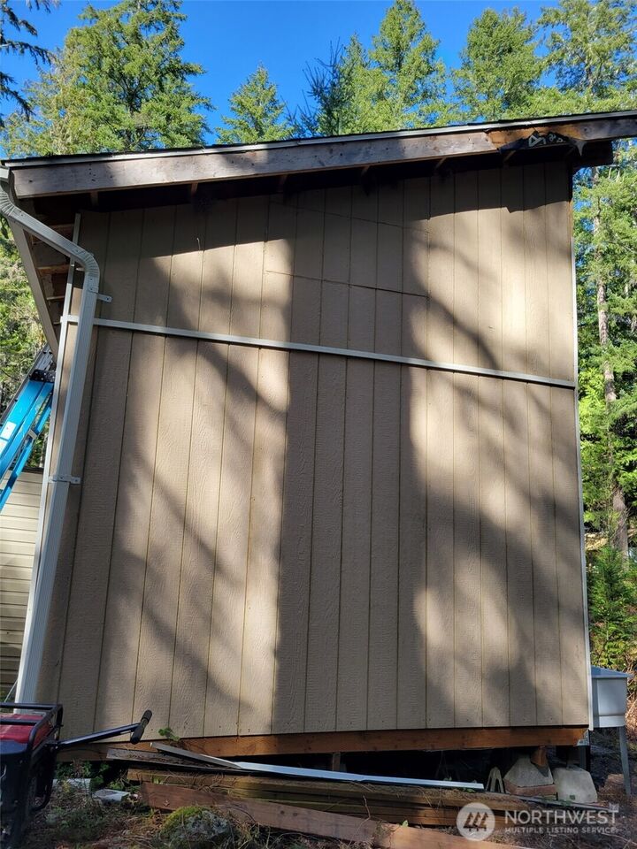 Property Photo:  7997  Acorn Lane  WA 98267 