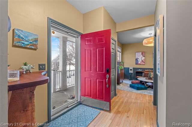 Property Photo:  43107 Emerson Way  MI 48377 