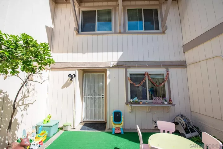 Property Photo:  11124 Poblado  CA 92127 