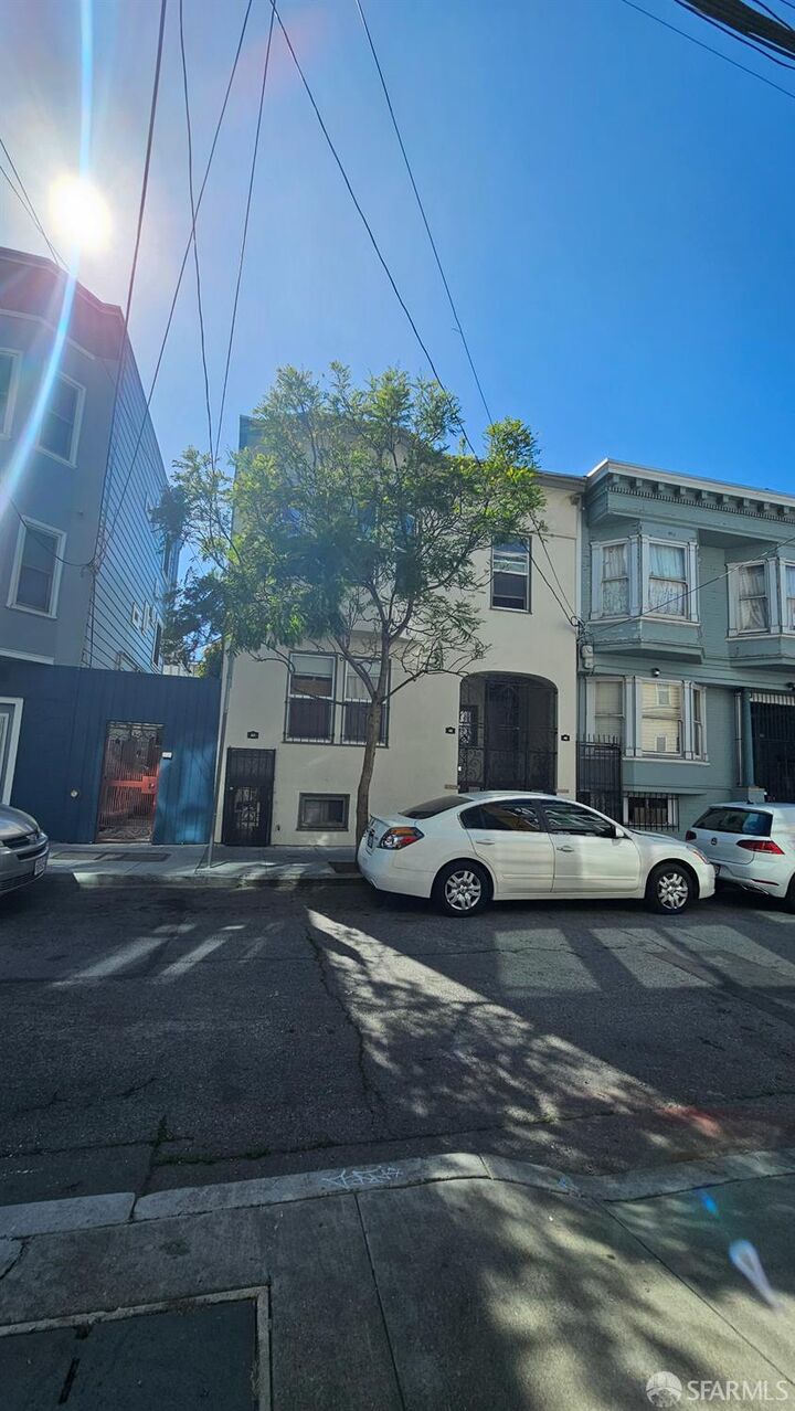 Property Photo: 40-44 San Carlos Street CA 94110