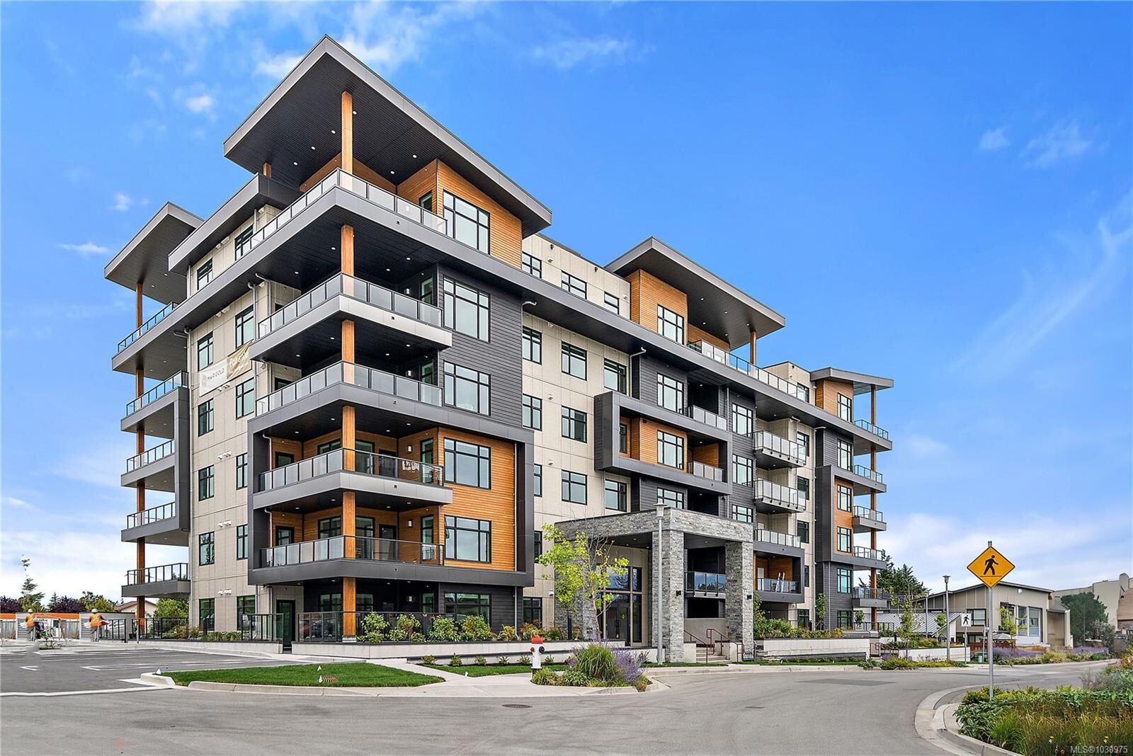 Property Photo:  2520 Hackett Cres #503  BC V8M 0C5 
