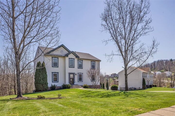 Property Photo:  34 Giant Oak Dr  PA 15005 