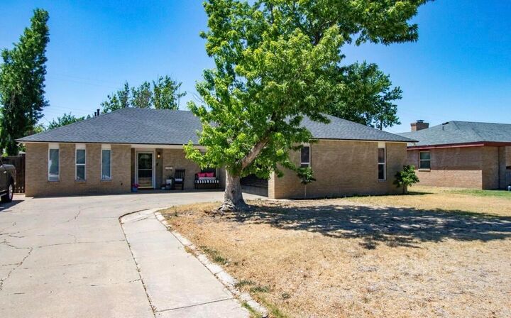 Property Photo:  5110 Shawnee Trail  TX 79109 