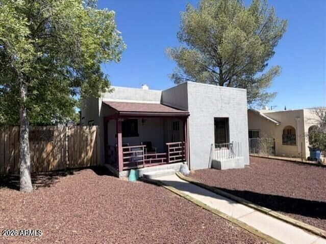 Property Photo: 1416 First South Street AZ 86324