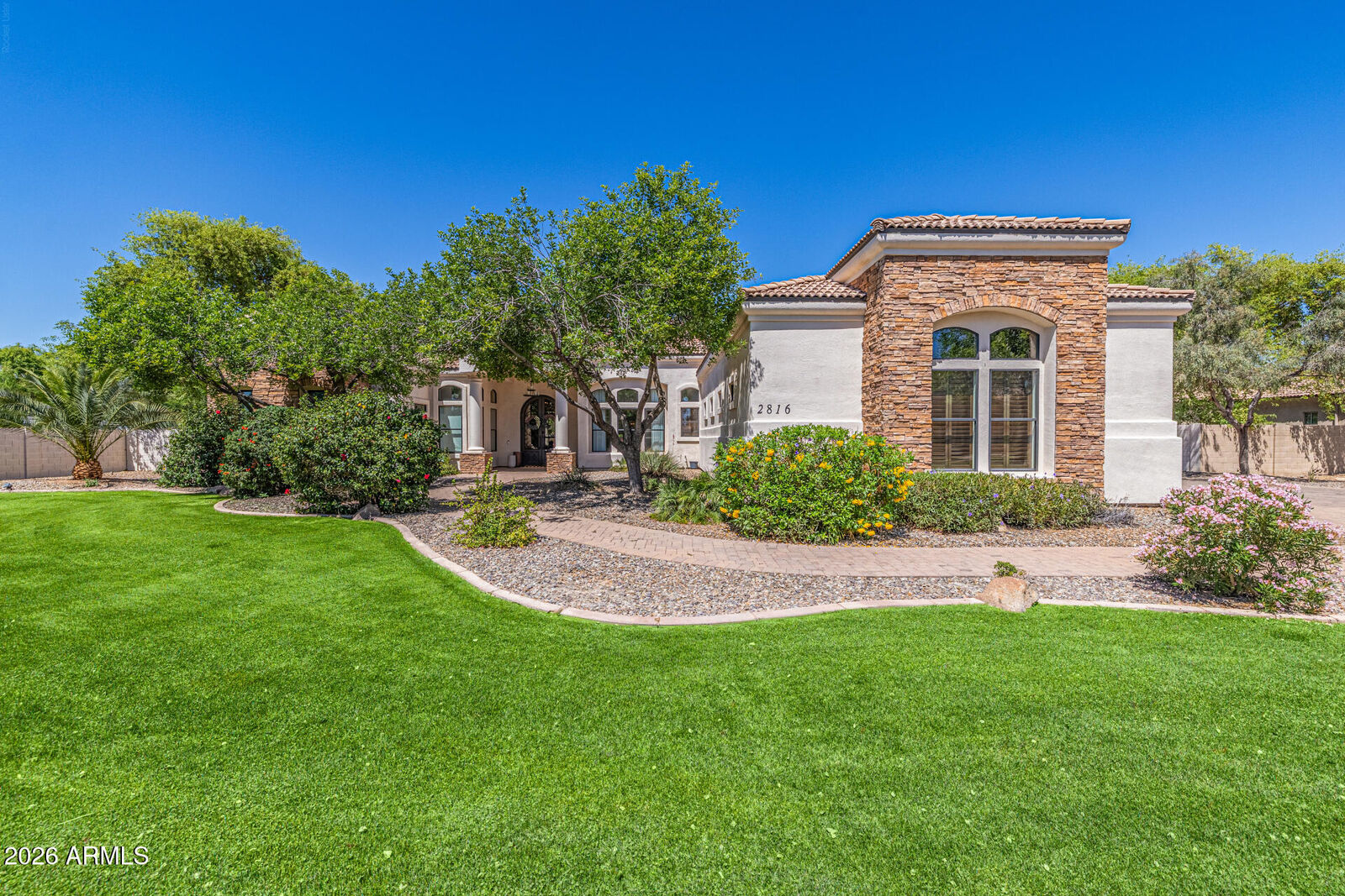 Property Photo:  2816 E Clark Drive  AZ 85297 
