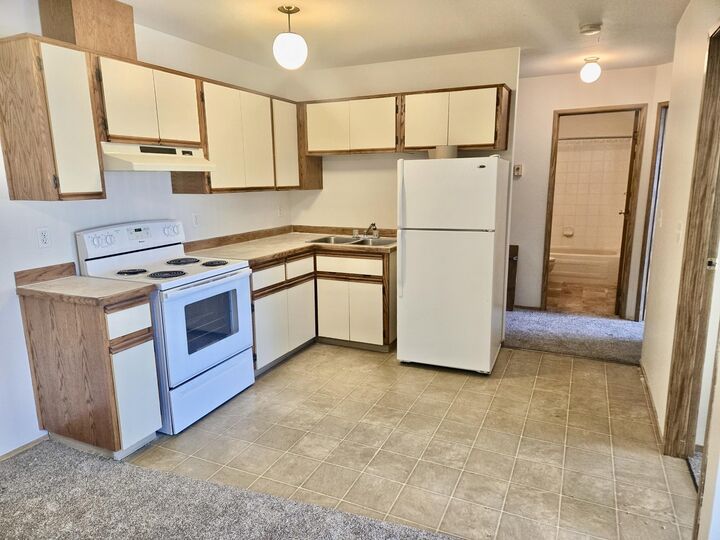 Property Photo: 45655 McIntosh Drive 21 BC V2P 6V4
