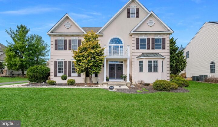 Property Photo:  3423 Courtney Dr  PA 18034 