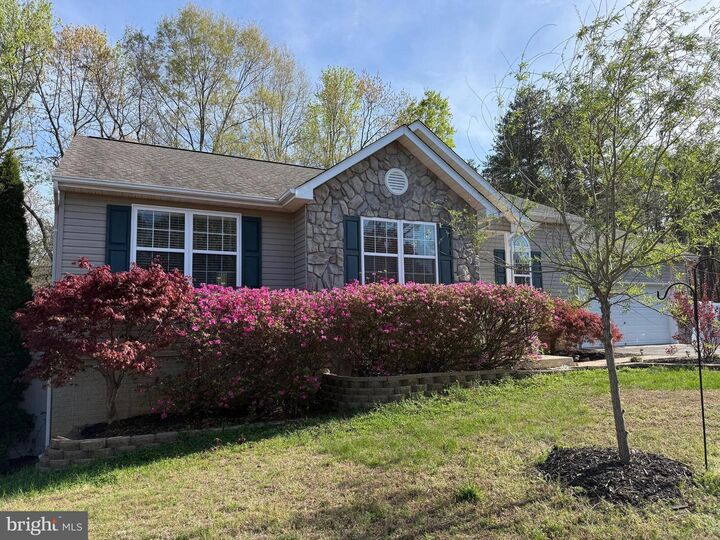 Property Photo:  8507 Oak Glen Court  VA 22407 
