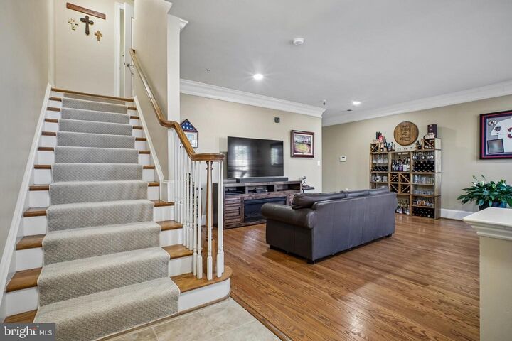 Property Photo:  1874 Carpenter Road  VA 22314 