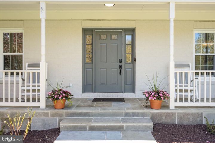 Property Photo: 20116 Sweet Meadow Lane MD 20882