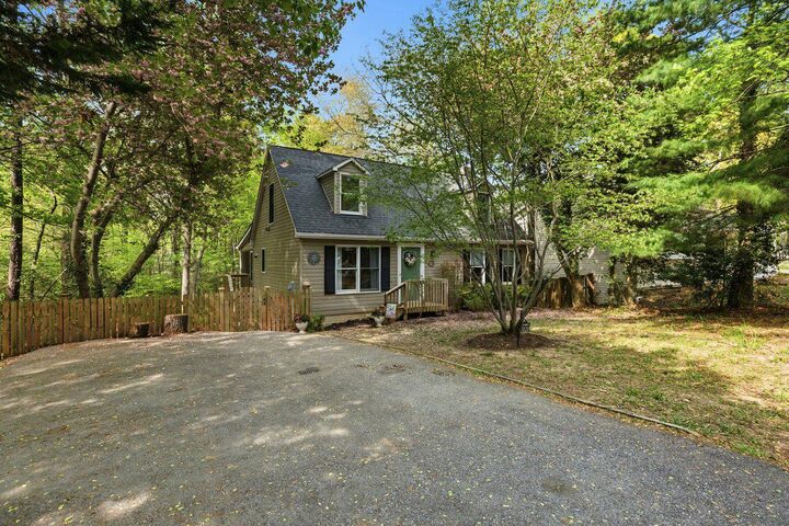 Property Photo:  1020 Gringo Court  MD 20657 