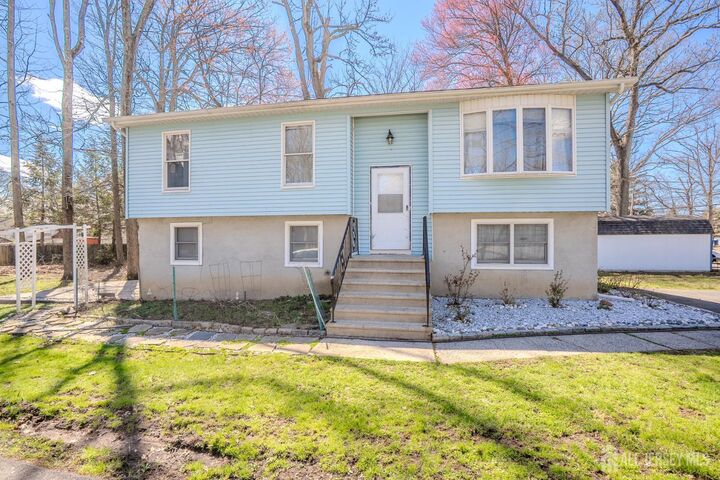 Property Photo:  1834 Holly Road  NJ 08902 