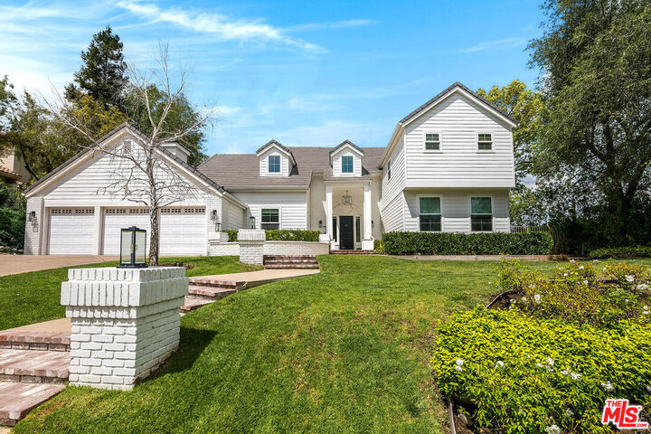 Property Photo:  24049 Chestnut Way  CA 91302 