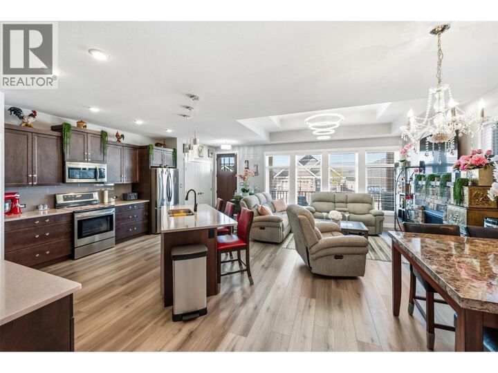 Property Photo: 962 Holden Road BC V2A 9G4