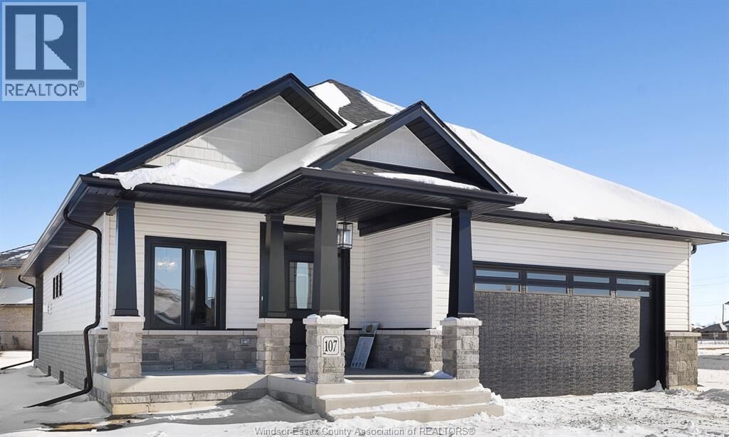 Property Photo:  111 Fenceline Drive  ON N7M 6B4 