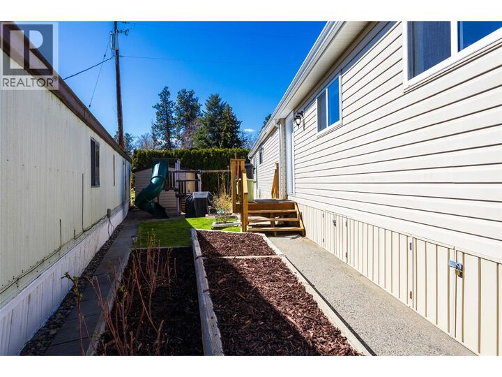 Property Photo: 1860 Boucherie Road 71 BC V4T 2A2