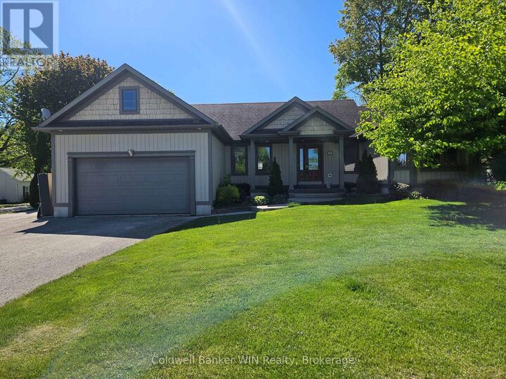Property Photo: 300 Durham Street West ON N0G 2L1