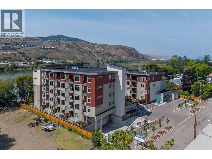 Property Photo:  215 Royal Avenue 402  BC V2H 1T7 